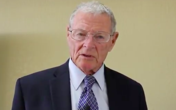 El l&iacute;der del Comit&eacute; de Servicios Armados del Senado, James Inhofe