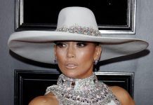 Jennifer Lopez a su llegada a la 61ª ceremonia anual de los premios Grammy el pasado 10 de febrero.