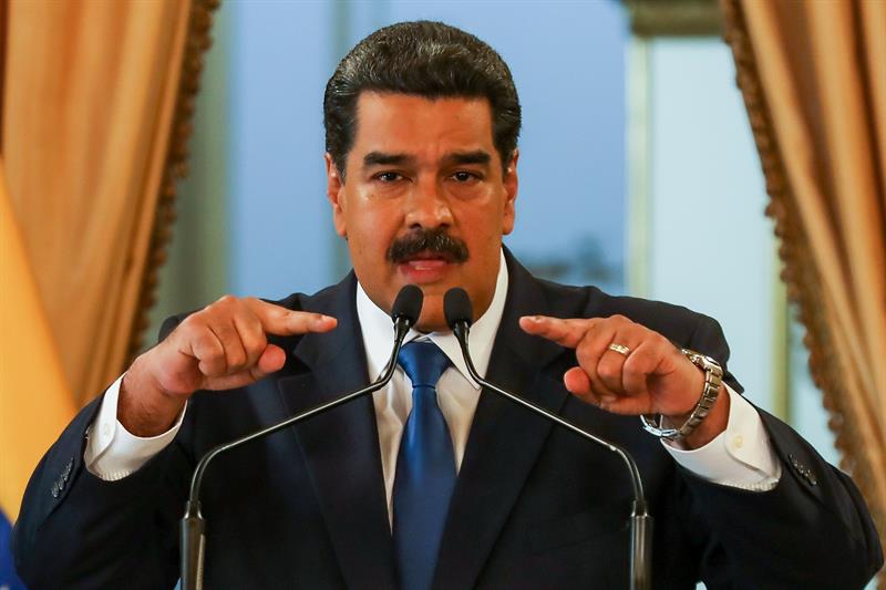 El presidente de Venezuela, Nicolás Maduro, habla durante una rueda de prensa en el palacio presidencial de Miraflores.