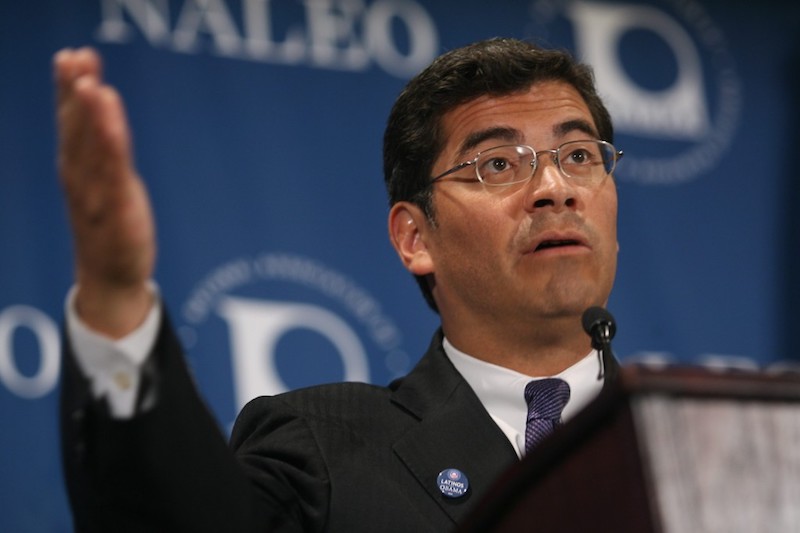 Xavier Becerra, primer hispano fiscal general de California.