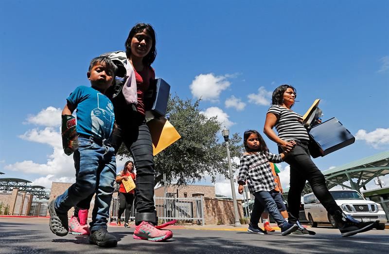 Familias separadas en frontera demandan Gobierno de Trump por trauma causado