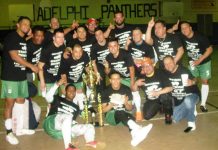 Fútbol Nueva York: Express 11 'flamante' campeón torneo martes futbolero en la Brooklyn Champions Integrantes del conjunto Express 11 que tras una muy buena campana en el nuevo campeonato cumplido los días martes, organizado por la Brooklyn Champions League, finalizó adueñándose del título y el 'millonario' premio en efectivo, ofrecido y entregado por Washington Díaz, presidente/fundador de la Liga. (Foto:Buki Chapin).