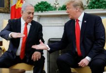 Trump firma decreto que reconoce la soberanía israelí en los Altos del Golán Donald Trump, firmó un decreto por el que reconoce oficialmente la soberanía israelí sobre los Altos del Golán.