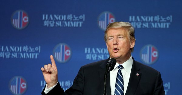 Trump se encuentra ya de vuelta después de que la delegación presidencial abandonara el jueves Hanoi horas antes de lo previsto.