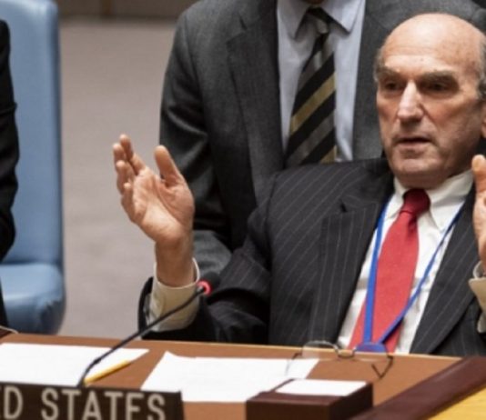 Elliott Abrams anuncia restricciones de visados para "docenas" de aliados de Maduro Abrams indicó que esas restricciones de visados se suman a las que ya había impuesto anteriormente Washington a funcionarios venezolanos.