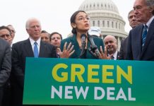 "¿Es elitista querer beber agua y respirar aire limpios?", se pregunta la congresista Alexandria Ocasio-Cortez en una intervención que se ha hecho viral.