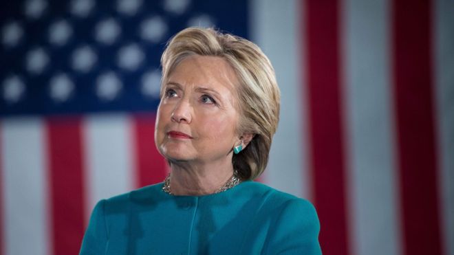 Clinton remarc&oacute; que, no obstante, "seguir&iacute;a trabajando y defendiendo" los temas en los que cree.