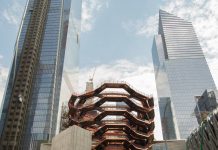 Renuncian a construir megacasino en Hudson Yards de Nueva York tras meses de polémica The Conservatory es una de las tiendas que forman parte del titánico complejo urbanístico Hudson Yards. (Foto de twitter @ritholtz)