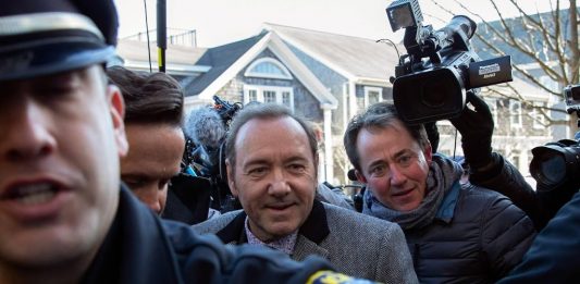 Un tribunal del distrito de Nantucket acogerá este lunes una vista preliminar del proceso al que se enfrenta el actor estadounidense Kevin Spacey