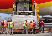 Llega a Venezuela un cargamento con fármacos y material médico desde China Un cargamento con 65 toneladas de fármacos y material médico llegó este viernes a Venezuela procedente de China.
