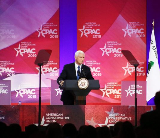 Pence en el marco de la Conferencia de Acción Política Conservadora (CPAC).