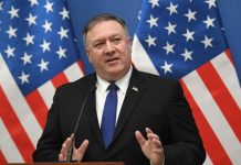 Gobierno "no se quedará de brazos cruzados" ante acciones rusas en Venezuela Mike Pompeo, advirtió a, Serguéi Lavrov, que no permanecerá de brazos cruzados mientras Rusia "exacerba" la tensión en Venezuela.