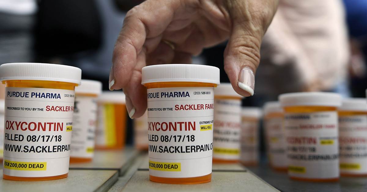 Nueva York present&oacute; una demanda contra seis fabricantes de opioides, entre ellos la familia Sackler, due&ntilde;os de la farmac&eacute;utica Perdue que fabrica el OxyContin.