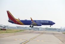 Un Boeing 737 Max 8 de la compañía aérea Southwest Airlines, que no llevaba pasajeros, debió aterrizar de emergencia
