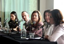 Un informe detecta más expectativas de crecer en los empresarios hispanos Los expertos de uno de los mayores bancos del país apuntaron en el estudio que el mercado de trabajo actual es "tan competitivo" que ha creado un ambiente "especialmente difícil para atraer y retener talento".