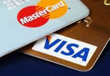 Washignton evalúa restringir transacciones de Visa y Mastercard en Venezuela En Cuba, el uso de las tarjetas Visa y Mastercard está restringido debido al embargo económico.