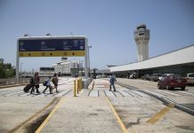El dominicano trató de abordar un vuelo desde la capital puertorriqueña hacia la ciudad de Nueva York con documentos falsos.
