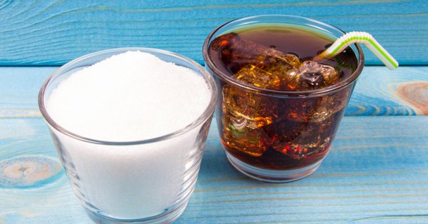 De acuerdo a su investigaci&oacute;n, beber de uno a cuatro refrescos al mes supone un 1 % de incremento del riesgo de muerte prematura.
