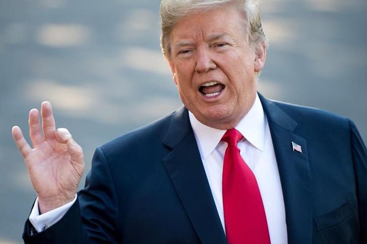 "Es muy gracioso que The New York Times y The Washington Post obtuvieran un Premio Pulitzer por su cobertura (¡100 % negativa y falsa!)", afirmó Trump.