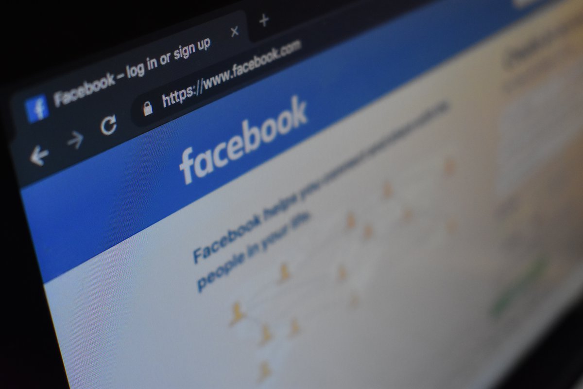 Decenas de miles de empleados de Facebook tuvieron acceso a las contrase&ntilde;as de 600 millones de cuentas de usuarios sin encriptar.