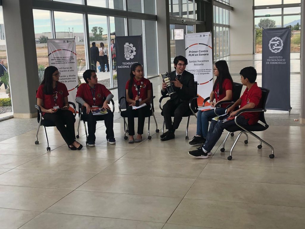 El mexicano present&oacute; este proyecto ante cient&iacute;ficos de la NASA y obtuvo una beca de 200.000 d&oacute;lares, monto con el que financiar&aacute;n el sat&eacute;lite "The Phoenix Cubesat".