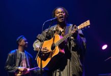 Baaba Maal Live en el Royal Festival Hall. Foto Adrian Boot