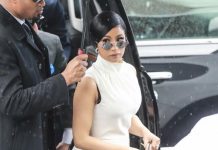 Cardi B rechaza declararse culpable en caso de agresión a dos camareras.