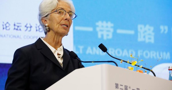 Christine Lagarde, descart&oacute; una recesi&oacute;n de la econom&iacute;a mundial en el corto plazo.