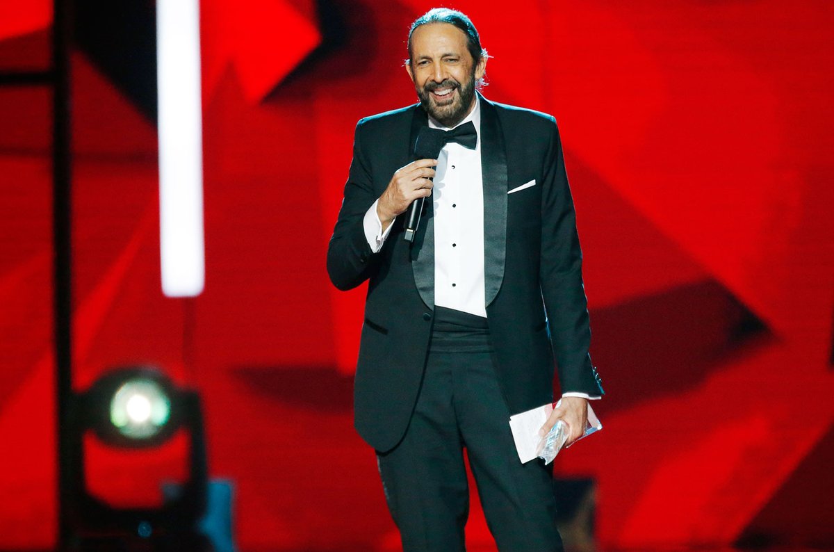 El reconocimiento más especial de estos Premios Billboard de la Música Latina fue para Juan Luis Guerra.