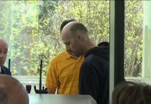 Esteban Loaiza se entregó a las autoridades de California.