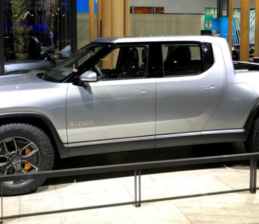 Ford anunció una inversión de 500 millones de dólares en el fabricante de vehículos eléctricos Rivian.