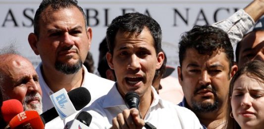 El líder opositor convocó a los miembros de la Fuerza Armada a acompañar esta gesta "en el marco de la Constitución, en el marco de la lucha no violenta".