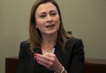 Julia Keleher, anunció que la agencia ofrecerá nuevos certificados profesionales para maestros.