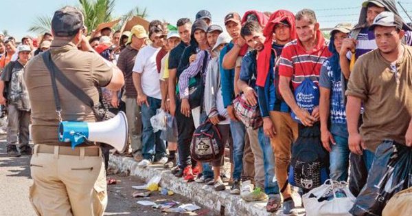 2.476 migrantes aguardan en el municipio fronterizo de Mapastepec, tambi&eacute;n en Chiapas.