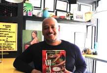 Talento dominicano nominado a prestigioso galardón El Chef Miguel Trinidad sostiene en sus manos su libro, por el cual está nominado para recibir el premio anual de la James Beard Fundation en la categoría de cocina internacional.