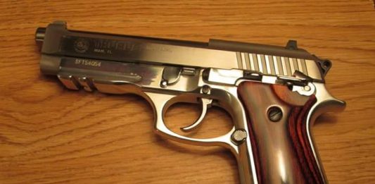 El informe muestra también que 1.637 menores perdieron la vida a causa de las armas de fuego.
