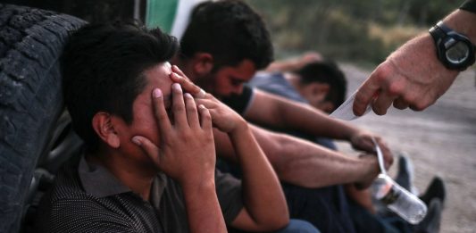 La nueva dirección del Departamento de Seguridad Nacional (DHS) tiene un difícil panorama en su meta de controlar la ola de migrantes indocumentados.