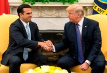 Ricardo Rosselló dice a Trump que puertorriqueños son sus ciudadanos no adversarios Trump acusó a Puerto Rico de solo "quejarse" y gastar de manera "corrupta" los fondos federales para las labores de reconstrucción tras los huracanes de 2017.