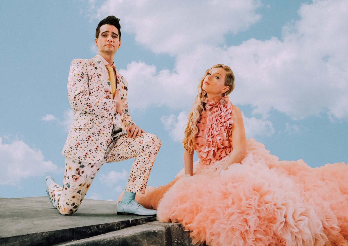 Taylor Swift presentó hoy su nuevo single, "ME!", una canción en la que está acompañada por Brendon Urie.