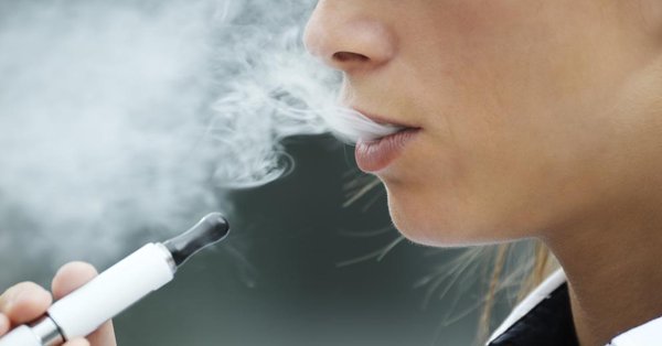 La FDA lleva a cabo una campaña para combatir la moda del vapeo surgida entre los adolescentes y menores de edad.