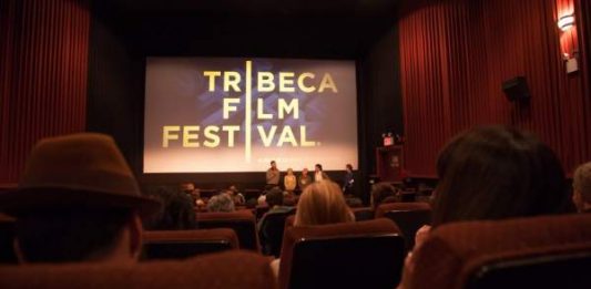 Con una carta de amor al histórico Teatro Apollo, toda una institución de la música negra situada en el neoyorquino barrio de Harlem: así arrancó este miércoles el Festival de Cine de Tribeca