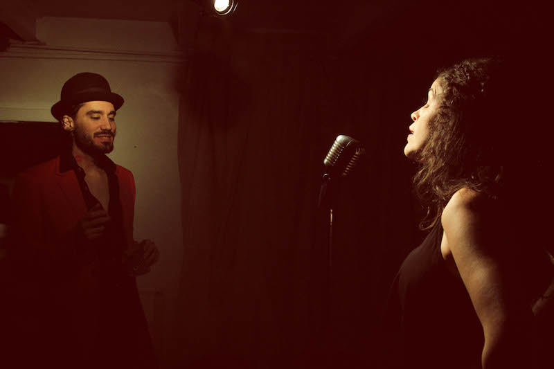 Gilberto Gabriel Flores y Zuleinette Ralat en Respira