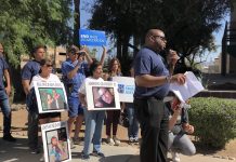 Activistas exigen se reforme el sistema penitenciario "cruel" en Arizona Los manifestantes pidieron, mediante una carta al gobernador, que se despida al director Charles Ryan.
