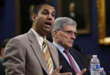 Ajit Pai, anunció su respaldo a la fusión entre en las operadores de telefonía móvil T-Mobile y Sprint.