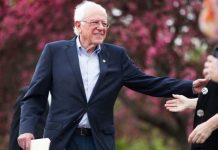 El vídeo, que dura cuatro minutos y medio, incluye palabras de Sanders, quien ha propuesto una reforma migratoria.