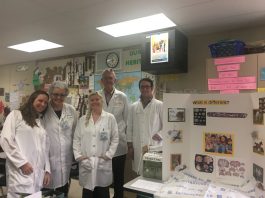 "Enseñan" a computadoras a identificar células asociadas con el Alzheimer El equipo diseñó el programa de computador que puede reconocer los patrones de las placas amiloides en grandes porciones de tejido cerebral proveniente de autopsias.