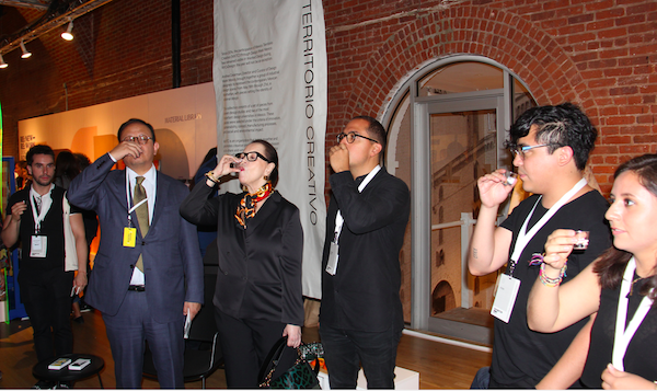 En el show Wanted Design se exhibió, lo más nuevo y representativo del diseño mexicano contemporáneo y junto a la fundadora de México Territorio Creativo y al nuevo Cónsul General de México en Nueva York, celebraron brindando con un buen tequila.