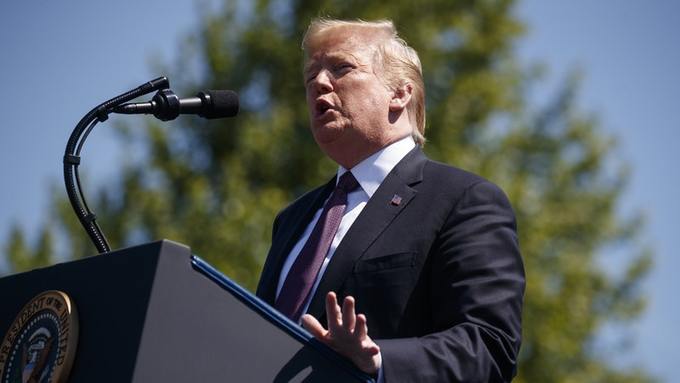 El plan de Trump tambi&eacute;n busca acelerar la construcci&oacute;n del muro en la frontera con M&eacute;xico.