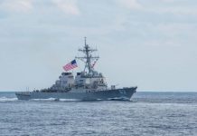 Dos buques del país atraviesan el estrecho de Taiwán, según el Pentágono La Armada anunció el paso de dos buques a través del estrecho de Taiwán.