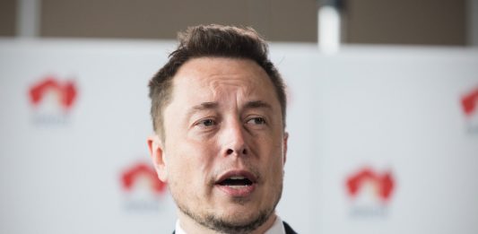 Una jueza aprobó hoy el acuerdo entre la Comisión del Mercado de Valores de EE.UU.  y Elon Musk